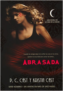 LA CASA DE LA NOCHE VOL. 7: ABRASADA